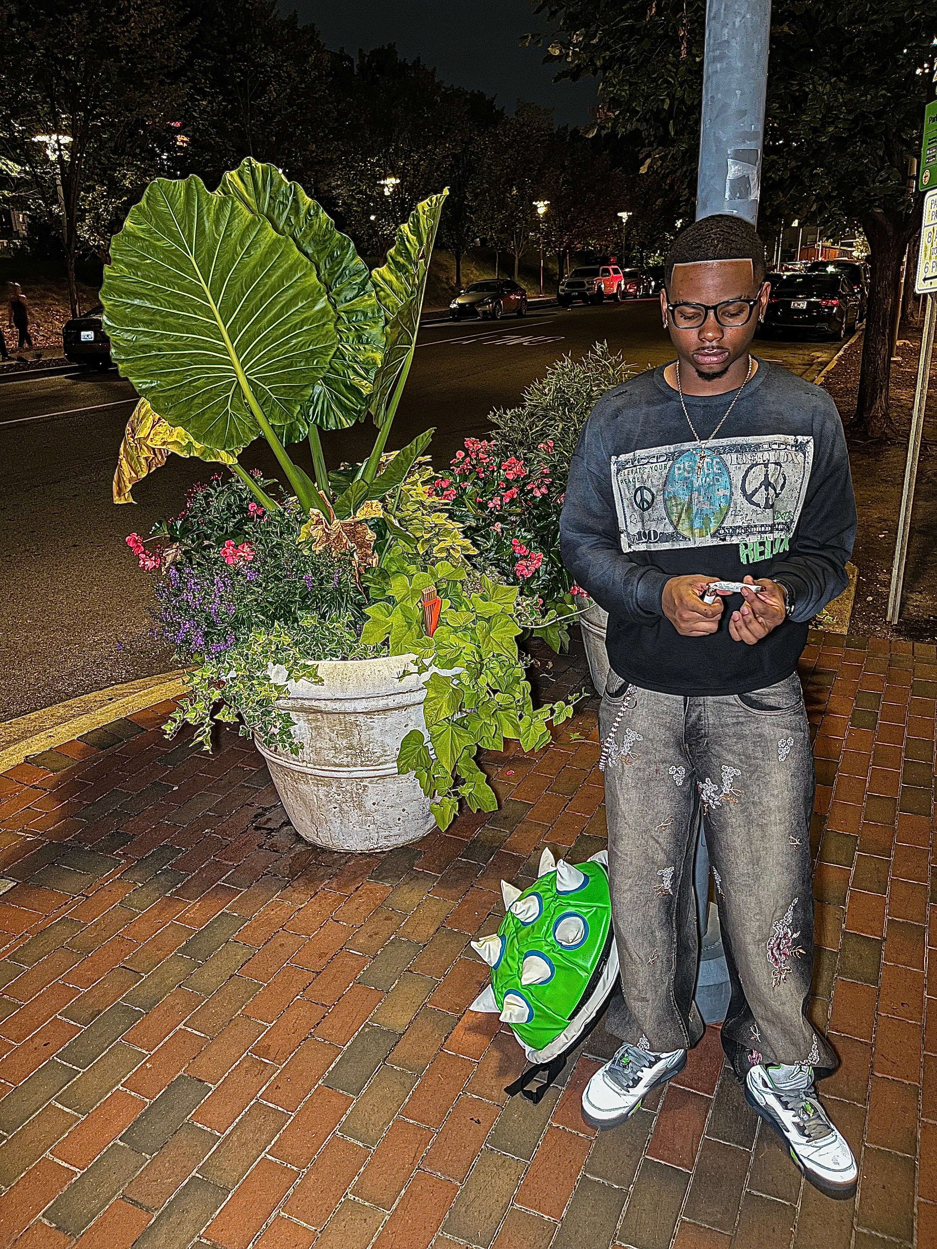 “Money Brings Peace” Thermal